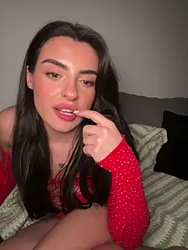 Snapshot of cute_carly_ chatting on March 21, 2025, 9:45 pm cute carly online show from March 21, 2025, 9:45 pm