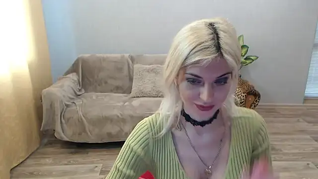 Snapshot of SexyBeatriice chatting on April 9, 2026, 6:30 am SexyBeatriice online show from April 9, 2026, 6:30 am