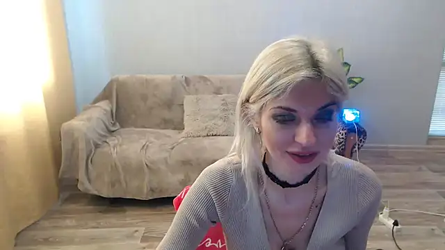 Snapshot of SexyBeatriice chatting on March 22, 2026, 7:32 am SexyBeatriice online show from March 22, 2026, 7:32 am