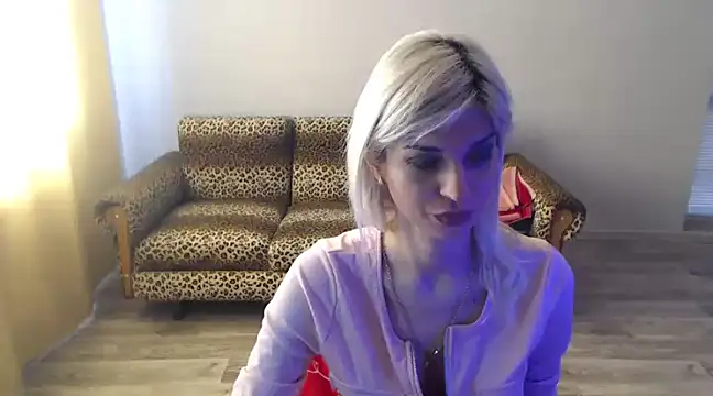 SexyBeatriice online show from March 14, 2025, 7:15 am