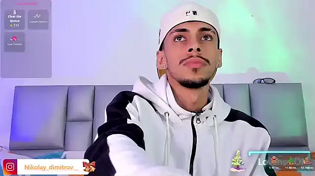 Snapshot of Sam_culhane chatting on December 18, 2025, 8:34 pm Sam culhane online show from December 18, 2025, 8:34 pm