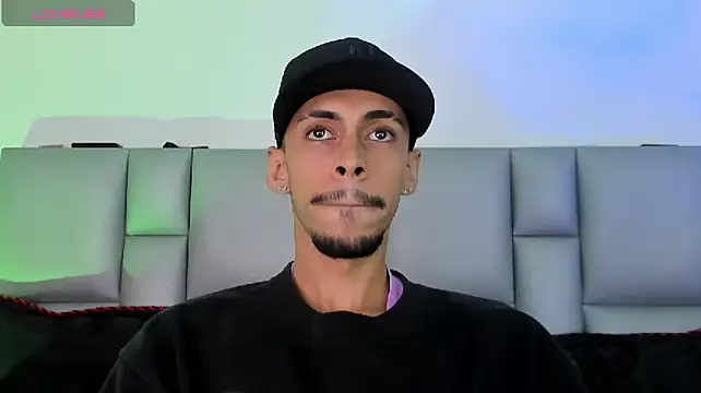 Snapshot of Sam_culhane chatting on January 16, 2026, 2:37 am Sam culhane online show from January 16, 2026, 2:37 am