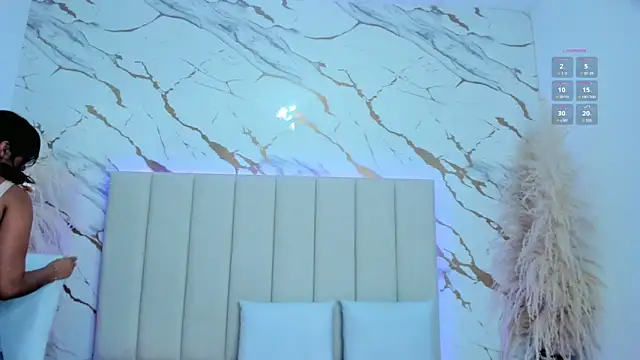 Snapshot of Mia_greco_ chatting on October 18, 2025, 8:33 pm Mia greco  online show from October 18, 2025, 8:33 pm