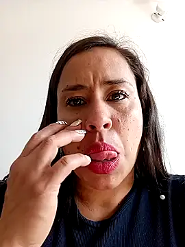 Snapshot of kamila_lovee chatting on March 22, 2025, 8:26 pm kamila lovee online show from March 22, 2025, 8:26 pm