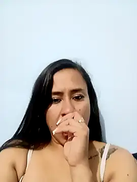 Snapshot of kamila_lovee chatting on March 20, 2025, 1:57 am kamila lovee online show from March 20, 2025, 1:57 am