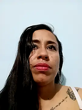 Snapshot of kamila_lovee chatting on March 22, 2025, 12:25 pm kamila lovee online show from March 22, 2025, 12:25 pm