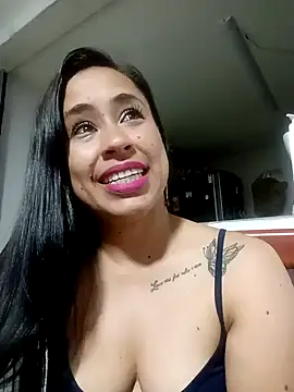 Snapshot of kamila_lovee chatting on March 11, 2025, 11:04 pm kamila lovee online show from March 11, 2025, 11:04 pm