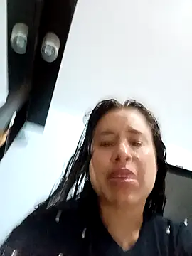 Snapshot of kamila_lovee chatting on March 22, 2025, 3:42 pm kamila lovee online show from March 22, 2025, 3:42 pm