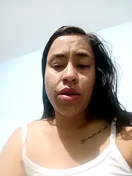 Snapshot of kamila_lovee chatting on March 19, 2025, 1:07 pm kamila lovee online show from March 19, 2025, 1:07 pm
