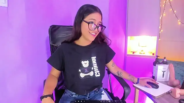 CandyyMaria online show from September 29, 2025, 8:03 pm