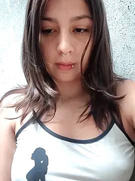 Snapshot of Maiden-Hot chatting on April 23, 2026, 9:16 pm Maiden-Hot online show from April 23, 2026, 9:16 pm