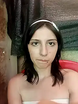 Snapshot of Maiden-Hot chatting on February 12, 2025, 7:56 pm Maiden-Hot online show from February 12, 2025, 7:56 pm
