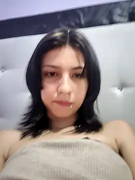 Snapshot of Maiden-Hot chatting on February 25, 2025, 7:49 pm Maiden-Hot online show from February 25, 2025, 7:49 pm