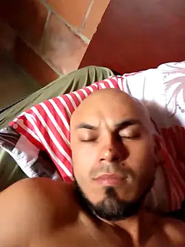 Snapshot of Jean18060 chatting on February 24, 2026, 4:52 pm Jean18060 online show from February 24, 2026, 4:52 pm