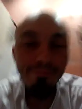 Jean18060 online show from September 28, 2025, 1:18 pm