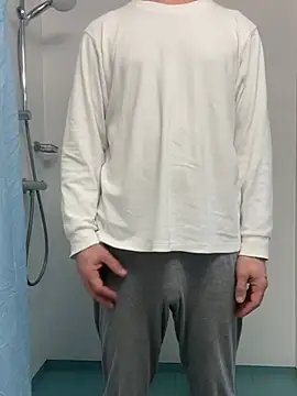 Snapshot of redslave chatting on February 3, 2026, 12:10 am redslave online show from February 3, 2026, 12:10 am