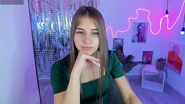 CharmBianca online show from February 15, 2025, 10:44 am