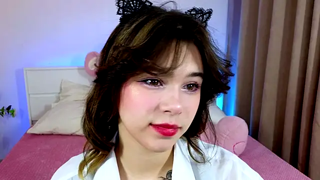 Snapshot of Hotary_Yuko chatting on February 13, 2025, 12:00 pm Hotary Yuko online show from February 13, 2025, 12:00 pm