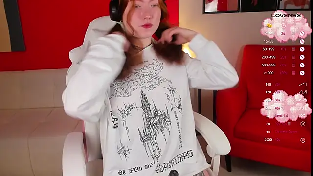 SophieOuld online show from September 20, 2025, 2:38 am