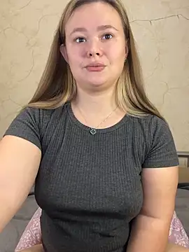 CaramelleSugar online show from February 4, 2025, 9:10 pm