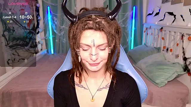 AnTikaMy online show from October 21, 2025, 7:24 pm