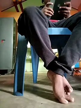 bigcock thick online show from December 19, 2025, 2:26 am