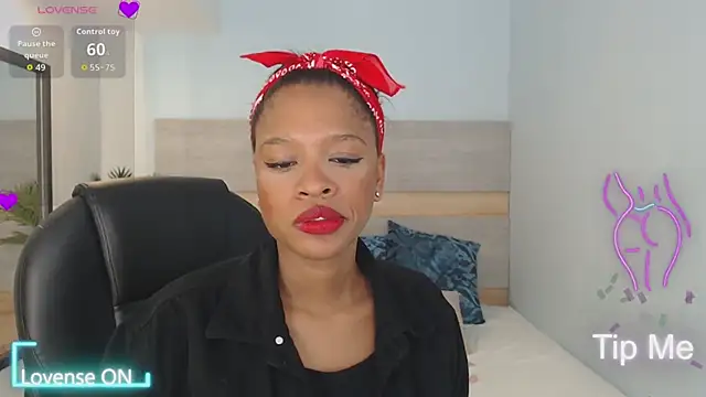 brendathompson  online show from October 2, 2025, 1:31 am