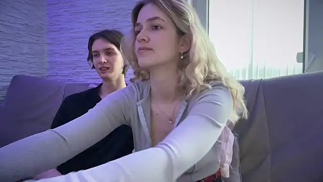 amandatalk online show from November 7, 2025, 6:51 am