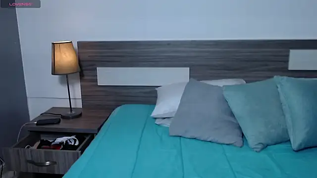 Liiamthompson online show from February 21, 2026, 7:16 pm