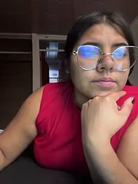 Snapshot of viccky_vick chatting on March 1, 2025, 9:59 pm viccky vick online show from March 1, 2025, 9:59 pm