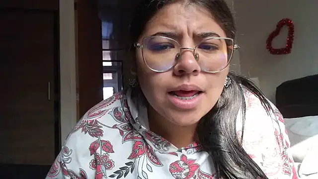 Snapshot of viccky_vick chatting on March 11, 2025, 1:45 pm viccky vick online show from March 11, 2025, 1:45 pm