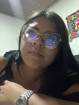 Snapshot of viccky_vick chatting on February 26, 2025, 11:43 am viccky vick online show from February 26, 2025, 11:43 am