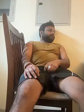 Snapshot of SoloChill chatting on February 25, 2026, 11:37 pm SoloChill online show from February 25, 2026, 11:37 pm