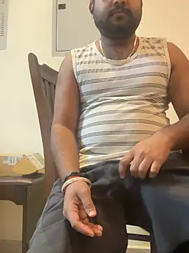 Snapshot of SoloChill chatting on February 17, 2026, 12:08 am SoloChill online show from February 17, 2026, 12:08 am