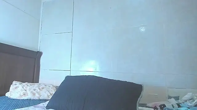 Snapshot of brigitho5 chatting on February 21, 2026, 2:24 am brigitho5 online show from February 21, 2026, 2:24 am