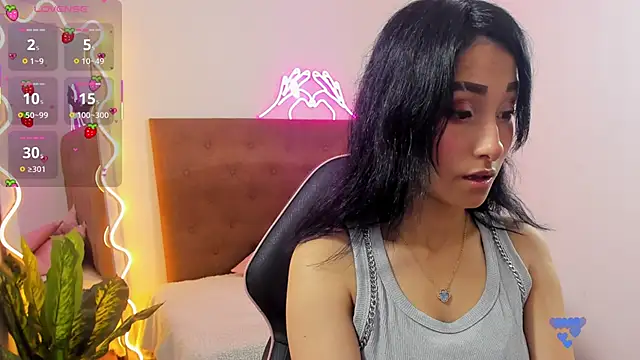 palmerfox tay online show from November 26, 2025, 3:39 am