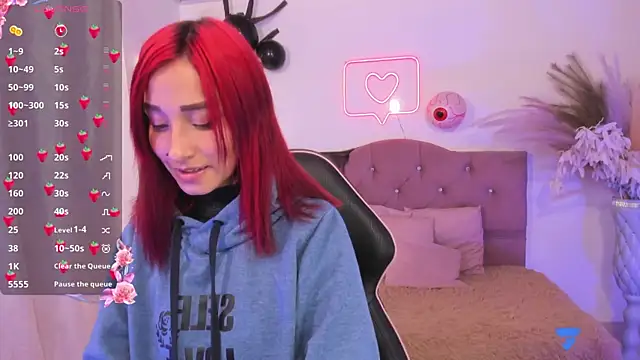 palmerfox tay online show from October 18, 2025, 3:30 am