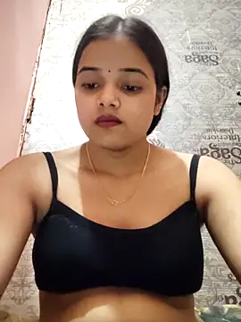 Snapshot of RAYI_123 chatting on November 7, 2025, 5:01 am RAYI 123 online show from November 7, 2025, 5:01 am