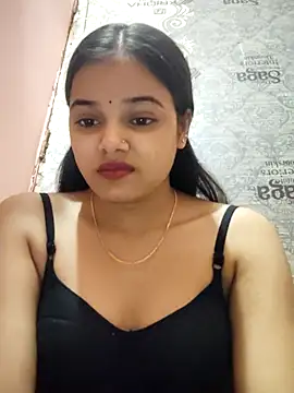 Snapshot of RAYI_123 chatting on November 21, 2025, 6:12 am RAYI 123 online show from November 21, 2025, 6:12 am