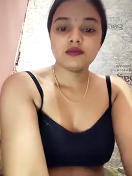 Snapshot of RAYI_123 chatting on November 8, 2025, 5:11 am RAYI 123 online show from November 8, 2025, 5:11 am