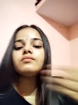 Snapshot of RAYI_123 chatting on May 14, 2026, 8:44 am RAYI 123 online show from May 14, 2026, 8:44 am