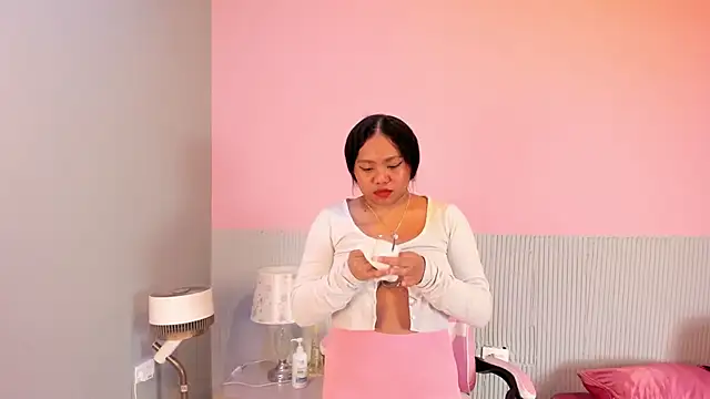 Snapshot of yeikafoxy chatting on October 29, 2025, 10:58 am yeikafoxy online show from October 29, 2025, 10:58 am