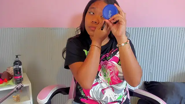 Snapshot of yeikafoxy chatting on March 31, 2026, 11:34 am yeikafoxy online show from March 31, 2026, 11:34 am