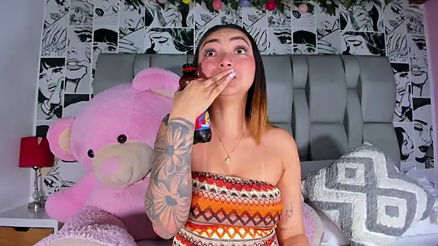 Snapshot of LucyRosse chatting on March 22, 2026, 12:07 pm LucyRosse online show from March 22, 2026, 12:07 pm