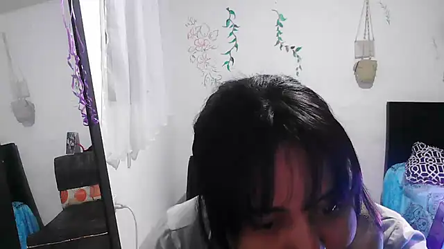 alexandraluv online show from October 19, 2025, 10:01 pm