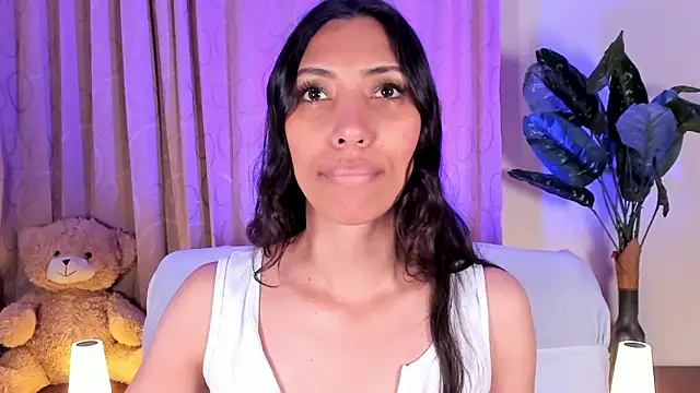 Snapshot of Miss_veronicaa2 chatting on February 23, 2026, 1:23 pm Miss veronicaa2 online show from February 23, 2026, 1:23 pm