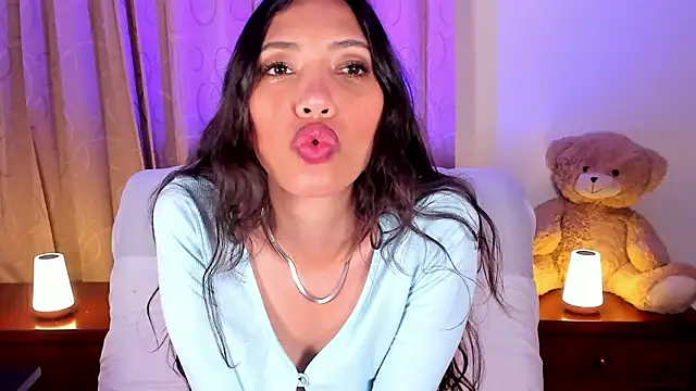 Snapshot of Miss_veronicaa2 chatting on February 10, 2026, 1:10 pm Miss veronicaa2 online show from February 10, 2026, 1:10 pm