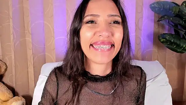 Miss veronicaa2 online show from March 12, 2026, 1:26 pm