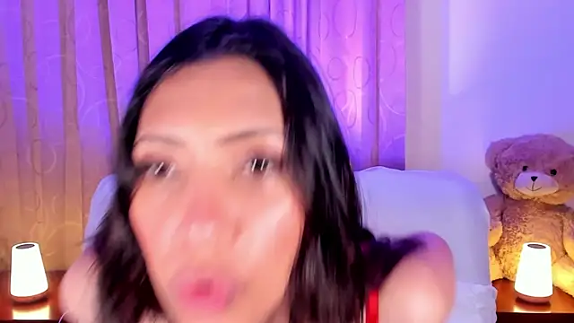 Snapshot of Miss_veronicaa2 chatting on February 11, 2026, 1:00 pm Miss veronicaa2 online show from February 11, 2026, 1:00 pm