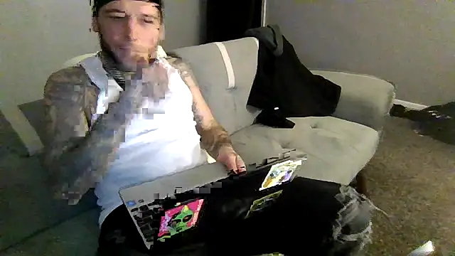 Snapshot of cruz815 chatting on January 6, 2026, 11:09 pm cruz815 online show from January 6, 2026, 11:09 pm